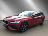 Gebraucht Volvo V60 Core 197 PS (144 kW) 2024 Rot Kombi