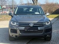 Gebraucht VW Touareg 340 PS (250 kW) 2011 Canyon grey metallic SUV