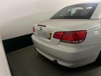 Gebraucht BMW 335 Cabriolet 306 PS (225 kW) 2007 Weiß Cabrio