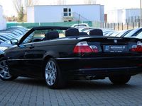 Gebraucht BMW 325 Cabriolet Shadowline 192 PS (141 kW) 2002 Schwarz Cabrio