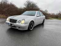 Gebraucht Mercedes 200 116 PS (85 kW) 2000 Silber Limousine