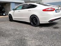 Gebraucht Ford Mondeo 180 PS (132 kW) 2015 Weiß Limousine