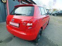 Gebraucht Skoda Fabia 60 PS (44 kW) 2013 Rot Limousine