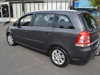 Gebraucht Opel Zafira Family 140 PS (102 kW) 2012 Grau Van / Kleinbus