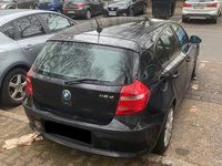 Gebraucht BMW 118 143 PS (105 kW) 2009 Schwarz Kleinwagen