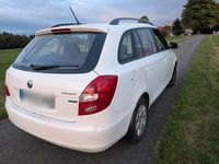 Gebraucht Skoda Fabia 64 PS (47 kW) 2011 Weiß Kombi