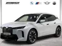 Gebraucht BMW iX M Sport 300 kW (408 PS) 2025 Weiß SUV