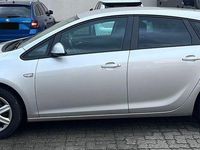 Gebraucht Opel Astra Selection 140 PS (102 kW) 2011 Grau Limousine