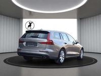 Gebraucht Volvo V60 190 PS (139 kW) 2019 Grau Kombi