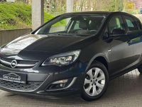 Gebraucht Opel Astra Active 140 PS (102 kW) 2013 Karbonschw graphitschw midnigh Kleinwagen