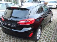 Gebraucht Ford Fiesta Cool & Connect 101 PS (74 kW) 2019 Schwarz Limousine