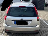 Gebraucht Ford Fiesta 60 PS (44 kW) 2003 Silber Kleinwagen