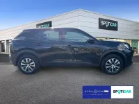 Gebraucht Peugeot e-2008 Active 100 kW (136 PS) 2022 Schwarz SUV
