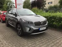 Gebraucht Kia Sorento Spirit 200 PS (147 kW) 2017 Andere farbe metallic SUV