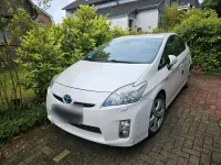 Gebraucht Toyota Prius 136 PS (100 kW) 2010 Weiß Kleinwagen