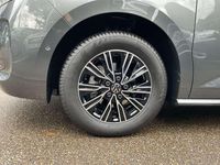 Gebraucht VW Multivan Life 150 PS (110 kW) 2026 Indiumgrau metallic Van