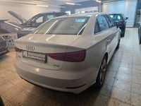 Gebraucht Audi A3 Comfort 125 PS (91 kW) 2015 Weiß Limousine