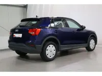 Gebraucht Audi Q2 Comfort 150 PS (110 kW) 2023 Navarrablau metallic SUV