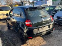 Gebraucht Renault Twingo Life 71 PS (52 kW) 2018 Schwarz Kleinwagen