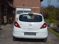 Gebraucht Opel Corsa 69 PS (50 kW) 2012 Weiß Kleinwagen