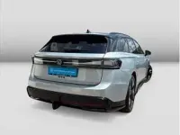 Gebraucht VW ID.7 250 kW (340 PS) 2025 Silber (scale silver metallic) Kombi