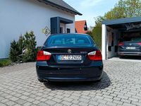 gebraucht BMW 320 i E90