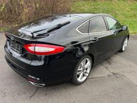 Gebraucht Ford Mondeo Titanium 179 PS (131 kW) 2015 Schwarz Limousine