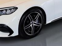 Gebraucht Mercedes E300 AMG 313 PS (230 kW) 2024 Weiß Limousine