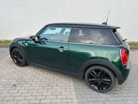 Gebraucht Mini Cooper 136 PS (100 kW) 2018 Grün Kleinwagen