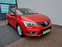 Gebraucht Renault Mégane Life 132 PS (97 kW) 2019 Rot Kleinwagen