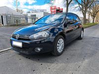 Gebraucht VW Golf VI 105 PS (77 kW) 2012 Schwarz Kleinwagen
