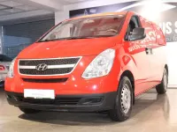 Gebraucht Hyundai H-1 116 PS (85 kW) 2012 Rot Van / Kleinbus