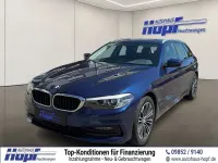 Gebraucht BMW 520 Sport Line 184 PS (135 kW) 2018 Blau Limousine