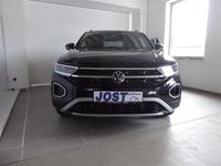 Second-hand VW T-Roc Style 150 CP (110 kW) 2023 Negru SUV