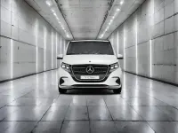 Gebraucht Mercedes V250 Style 190 PS (139 kW) 2025 Weiß Van / Kleinbus