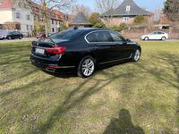 Gebraucht BMW 730L 265 PS (194 kW) 2017 Schwarz Limousine