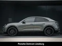 Neu Porsche Macan Turbo 469 kW (639 PS) 2026 Aventuringrünmetallic SUV