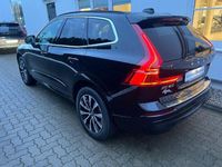 Gebraucht Volvo XC60 Core 197 PS (144 kW) 2022 Schwarz SUV