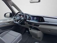 Gebraucht VW Multivan Life 150 PS (110 kW) 2025 Starlight blue metallic (metallic) Van
