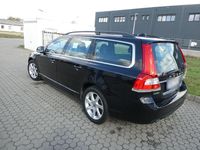 Używany Volvo V70 Summum 230 KM (169 kW) 2014 Czarny Kombi