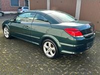 Gebraucht Opel Astra Cabriolet 140 PS (102 kW) 2008 Grün Cabrio