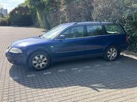 Gebraucht VW Passat Comfortline 131 PS (96 kW) 2002 Blau Kombi