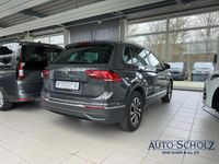 Gebraucht VW Tiguan Active 150 PS (110 kW) 2023 Grau SUV