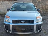 Gebraucht Ford Fusion Ambiente 80 PS (58 kW) 2011 Silber Kleinwagen