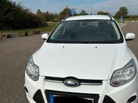 Gebraucht Ford Focus Titanium 145 PS (106 kW) 2011 Weiß Kombi