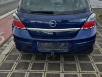 Usata Opel Astra 115 CV (84 kW) 2007 Blu Utilitaria