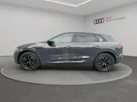 Gebraucht Audi Q8 e-tron S-Line 300 kW (408 PS) 2023 Magnetgrau SUV