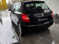 Gebraucht Skoda Fabia Elegance 69 PS (50 kW) 2009 Schwarz Limousine