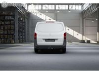 Gebraucht Mercedes Vito 102 PS (75 kW) 2021 Arktikweiß Van