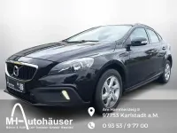 Gebraucht Volvo V40 CC 120 PS (88 kW) 2018 Onyx black / metallic Kombi